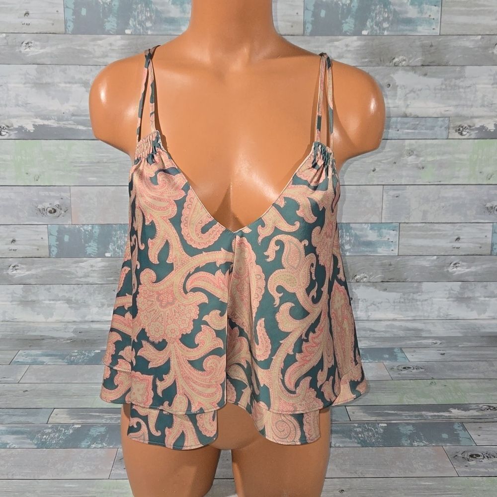 Urban Outfitters Tank Top sz Small